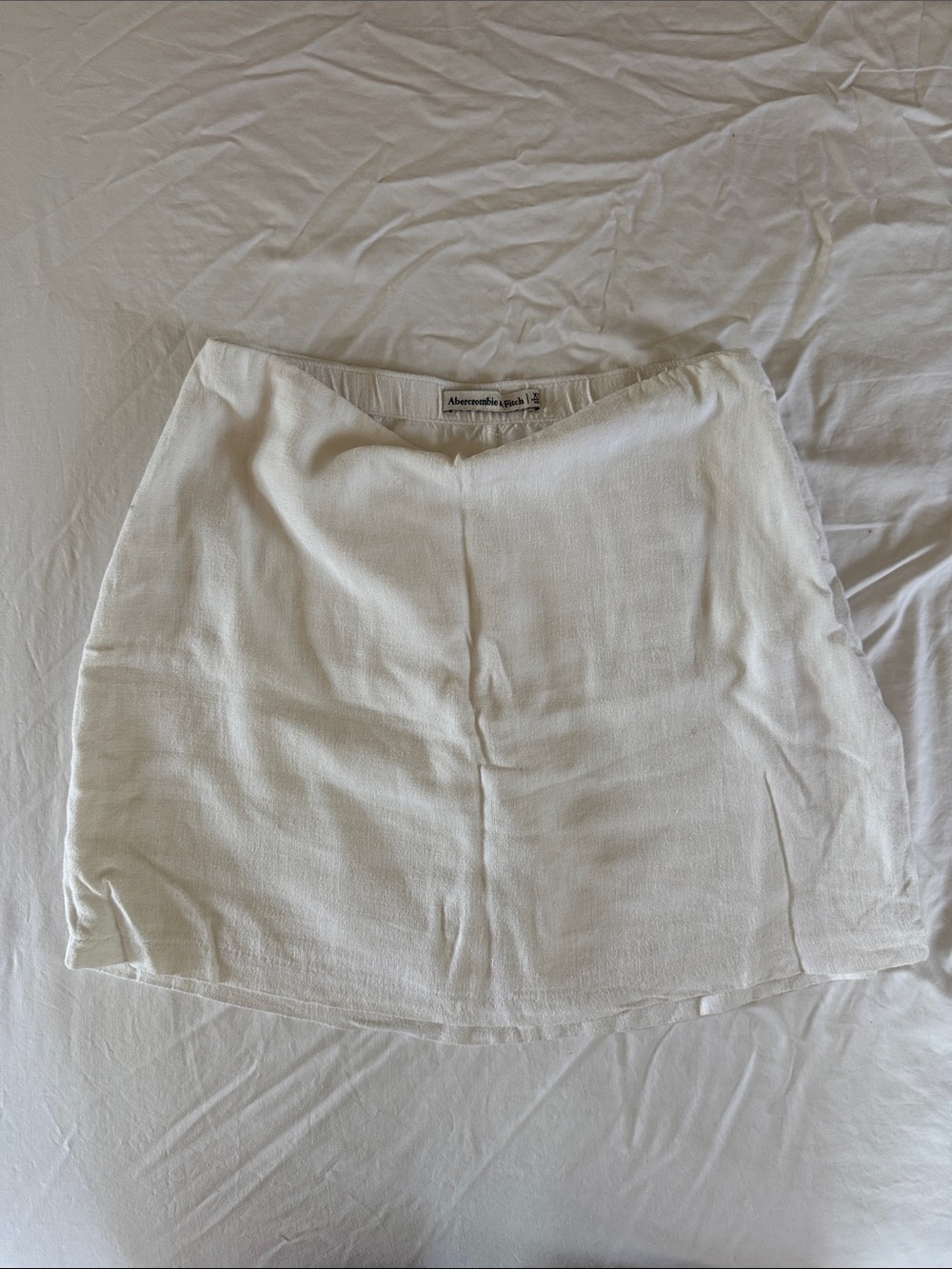 Abercrombie & Fitch Off-White Textured A-Line Mini Skirt